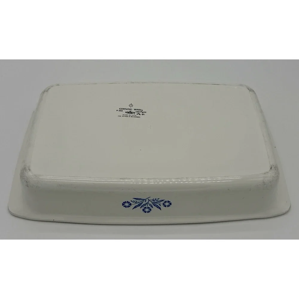 Vintage Cornflower Milk Glass Cottagecore Rustic Retro Farmhouse Casserole Pan
